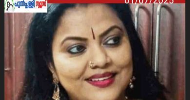 ബാലചന്ദ്രമേനോനെ സമൂഹ മാധ്യമങ്ങളിൽ അപകീർത്തിപ്പെടുത്തി ; നടി മീനു മുനീർ അറസ്റ്റിൽ