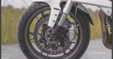 125 സി.സിയുള്ള ഇരുചക്രവാഹനങ്ങളിൽ എ.ബി.എസ് നിർബന്ധം; സമയ പരിധി ജനുവരി വരെ നീട്ടാൻ സാധ്യത