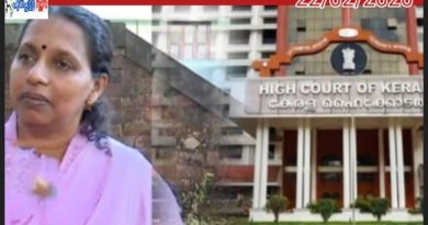 ചുരിദാർ ധരിച്ചെത്തിയ പ്രധാനാധ്യാപികയെ സ്‌കൂളിൽ തടഞ്ഞ സംഭവം; ഇടപ്പെട്ട് ഹൈക്കോടതി, പൊലീസ് സംരക്ഷണം നൽകാൻ നിർദേശം